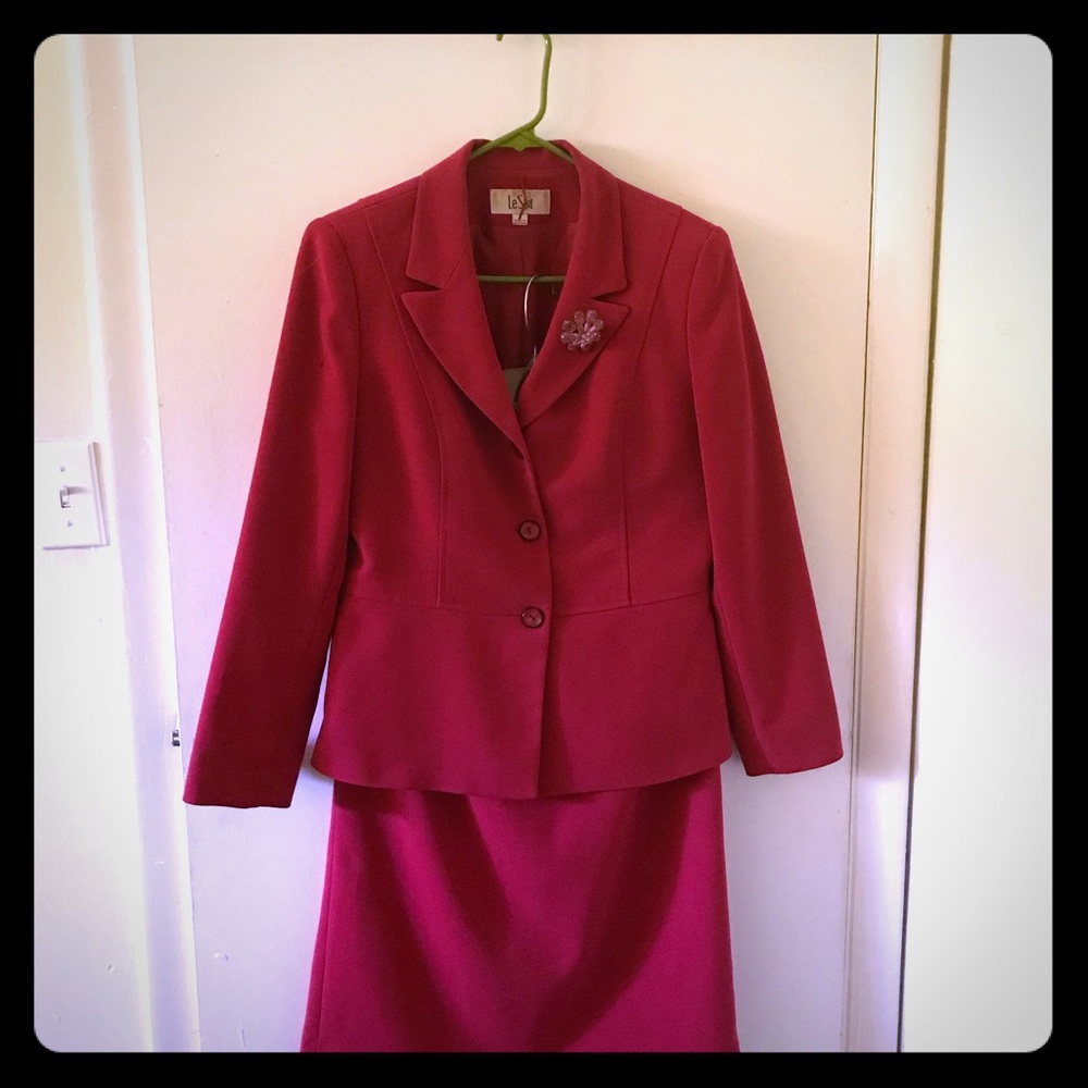 Women Skirt Suit
